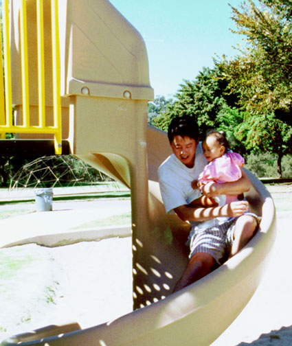 Mari holds on for life!