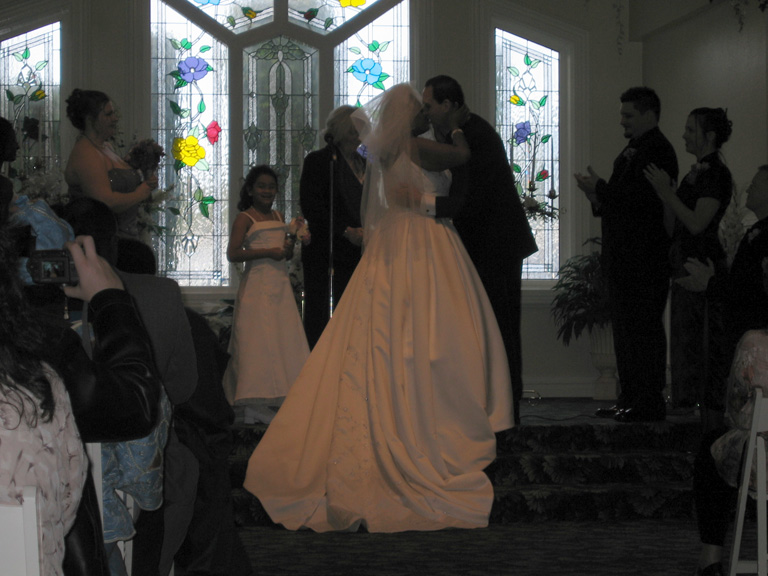 Samson kisses the bride!