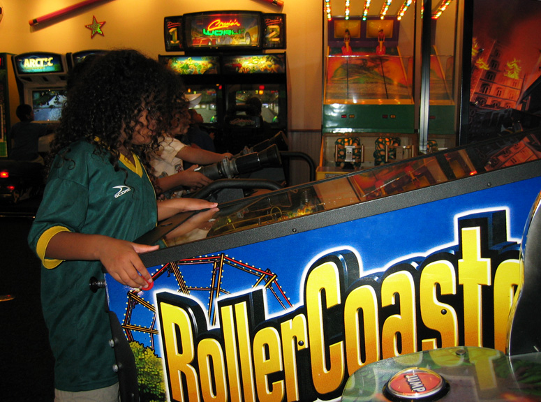 Mari plays pinball!