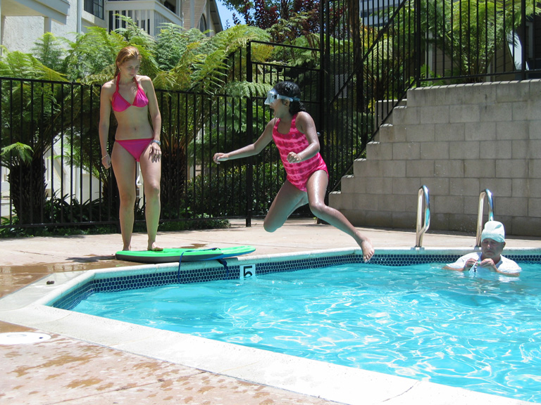 Mari dives in!