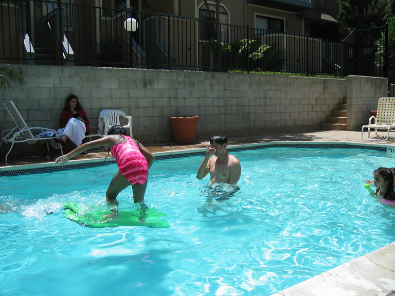 Mari goes surfing!