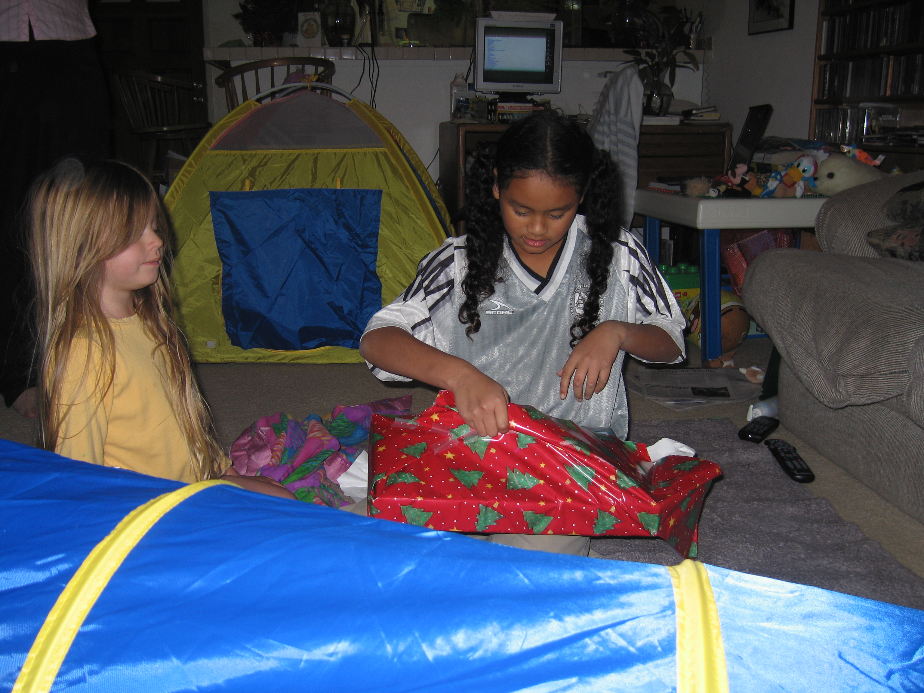 Mari opens her Christmas presents!