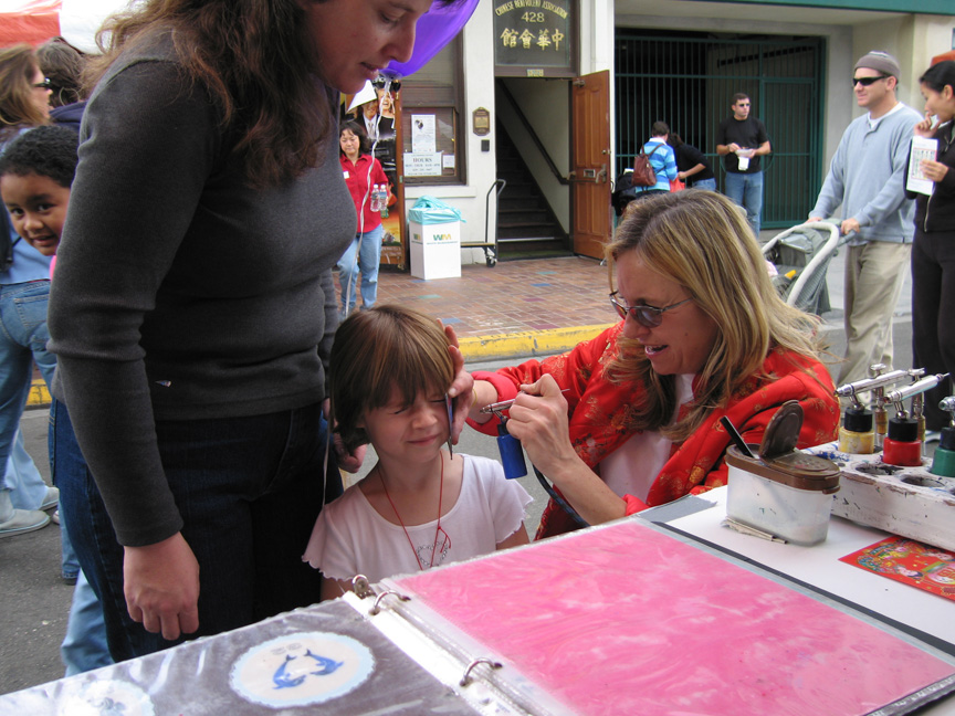 Jacque gets her face painted!