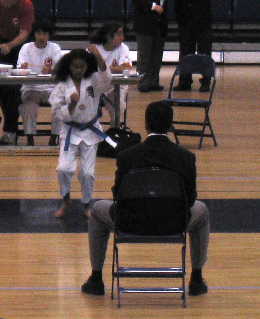 Mari does her kata!