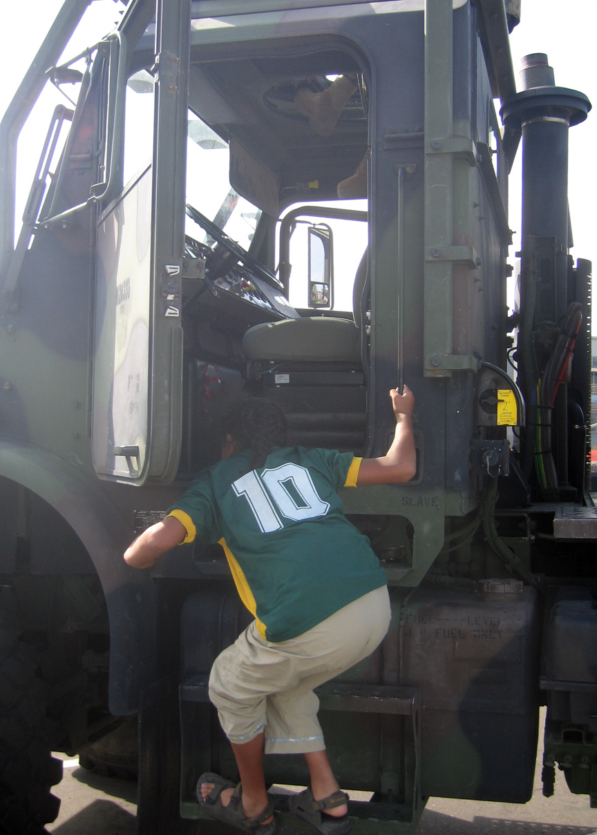 Mari explores this huge truck!
