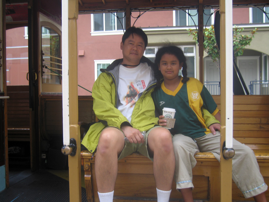 Mari and her dad love cable cars!