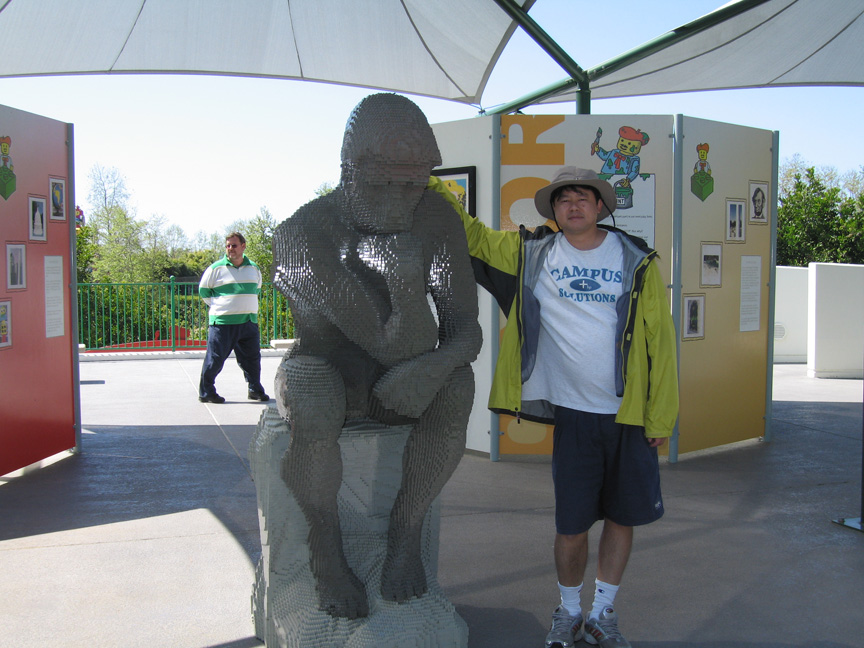 Daddy thinks with the thinker!