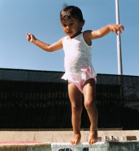 Mari prepares for her dive!