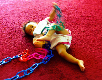 mari with chains